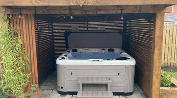 T. Roberts | Hot Tub Review - Outdoor Mist