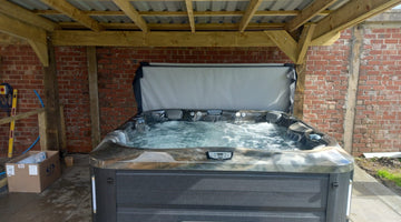 D. Howarth | Hot Tub Review - Jacuzzi J375