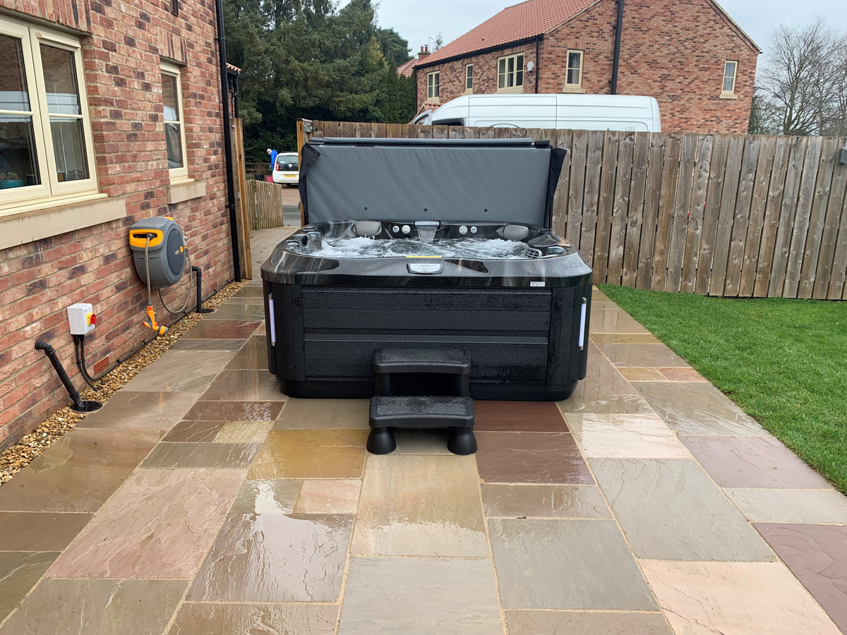 N. Wood Hot Tub Review Jacuzzi J335 Outdoor Living