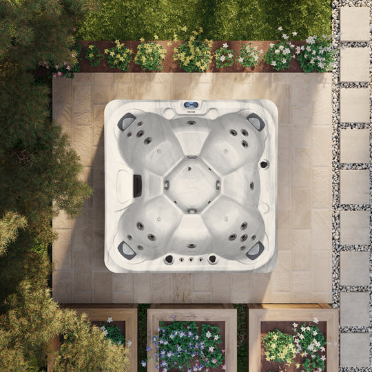 Outdoor Living Cove Hot Tub