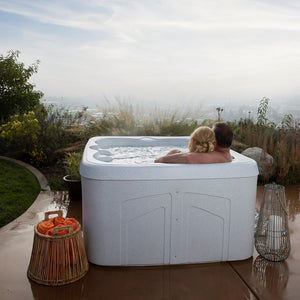 Outdoor Malibu - 4 Person Hot Tub