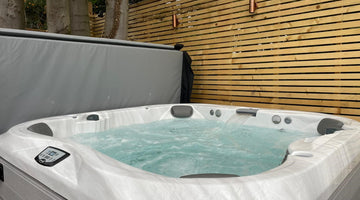 M. Tappin | Hot Tub Review - J345