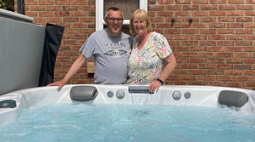 Gill Morley | Hot Tub Review - Jacuzzi J335