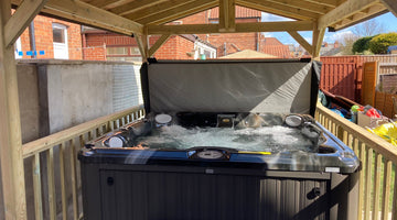 D. Wardill | Hot Tub Review - Jacuzzi J235