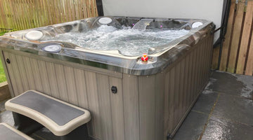 Ryan Tunningley | Jacuzzi J235