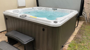 Mr M Baxter | Jacuzzi J235IP