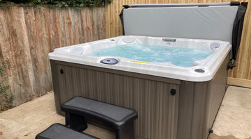 Trevor Plowright | Jacuzzi J235IP