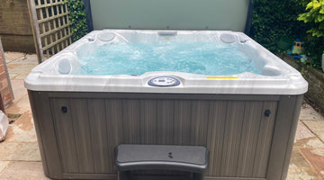 Carla Dresler | Jacuzzi J235