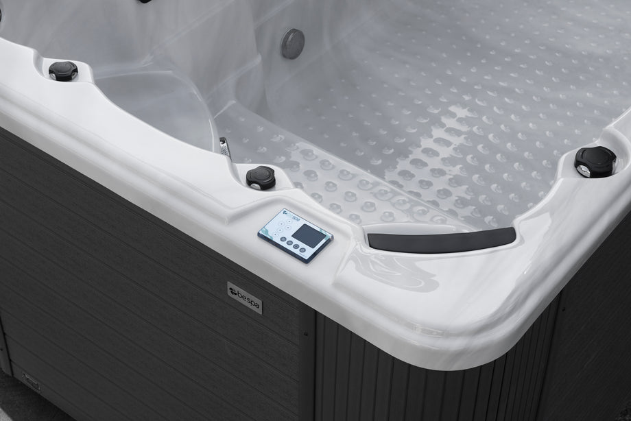 Outdoor Living Active Pro Swim Spa