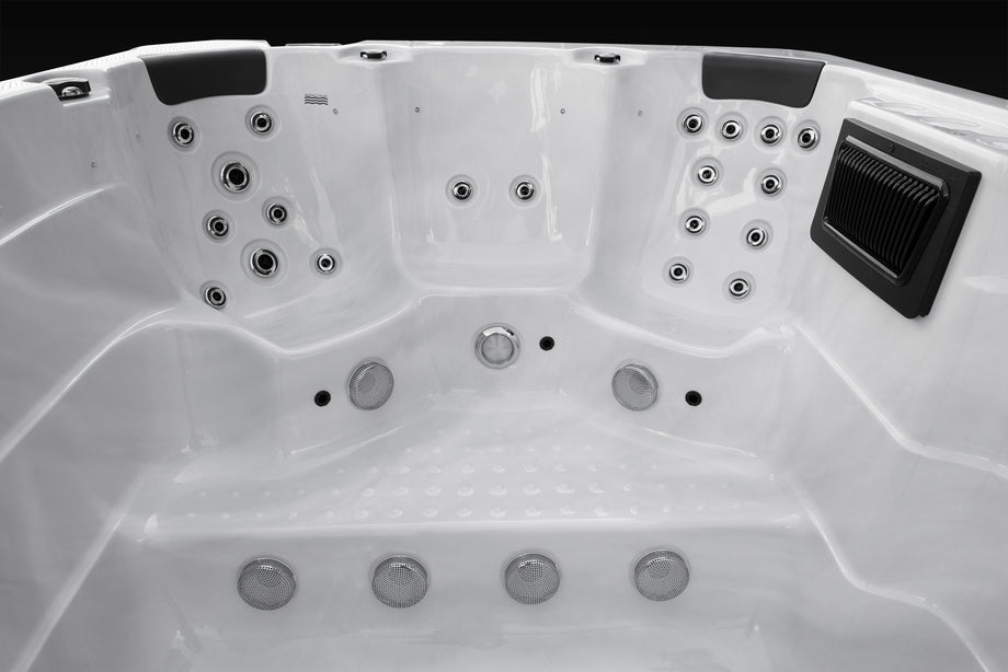 Outdoor Living Active Pro Swim Spa