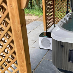 Outdoor 4kW Air Source Heat Pump for Hot Tub/Swim Spa