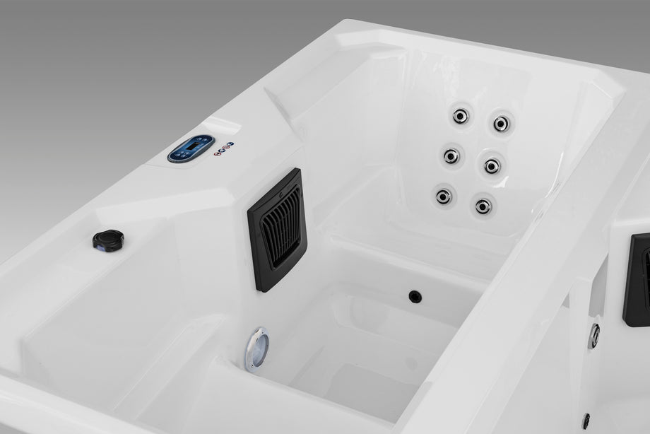 Outdoor Living ArcticBlaze Ice Bath/Hot Tub