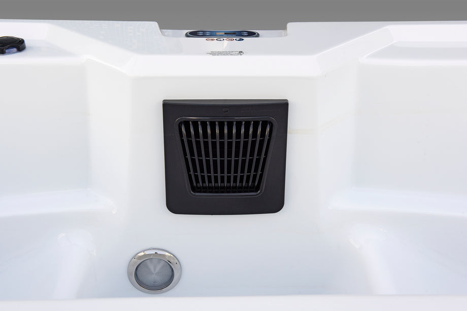 Outdoor Living ArcticBlaze Ice Bath/Hot Tub