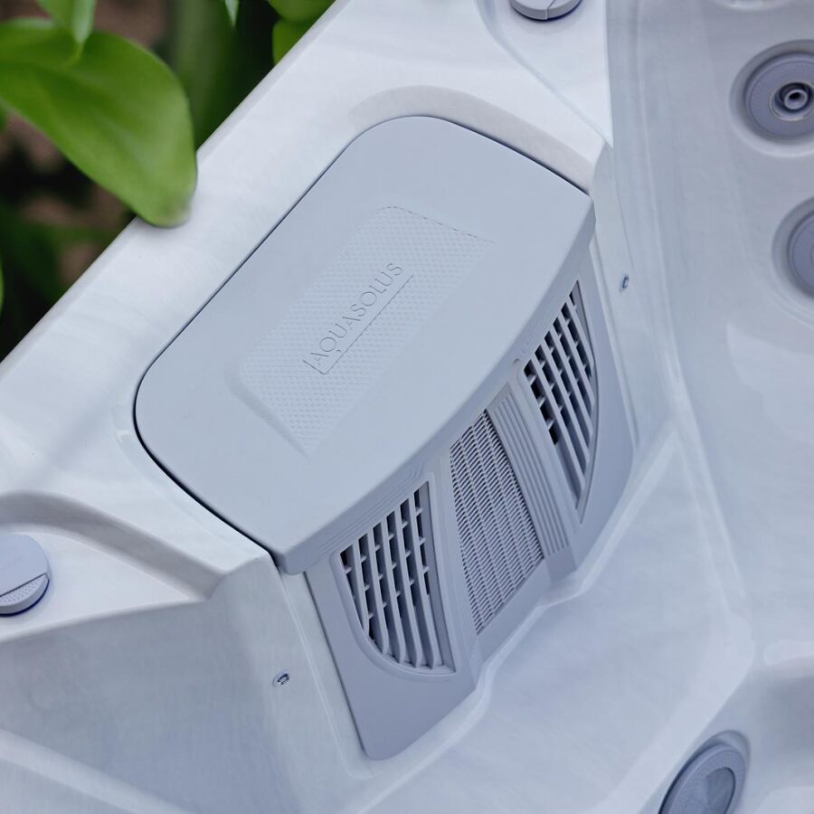 Aquasolus The Brook Hot Tub