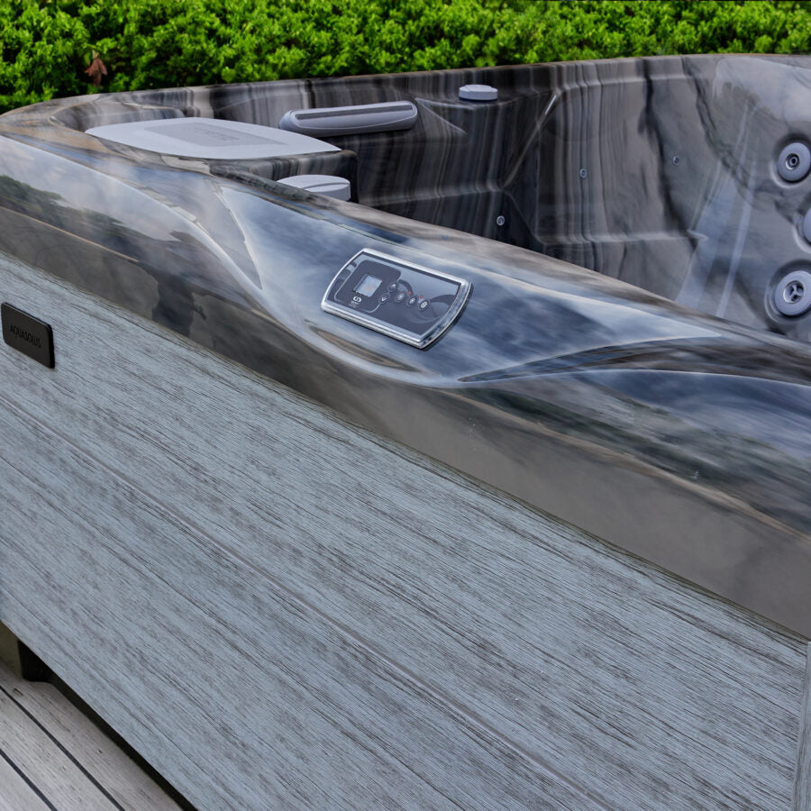 Aquasolus The Cypress Hot Tub