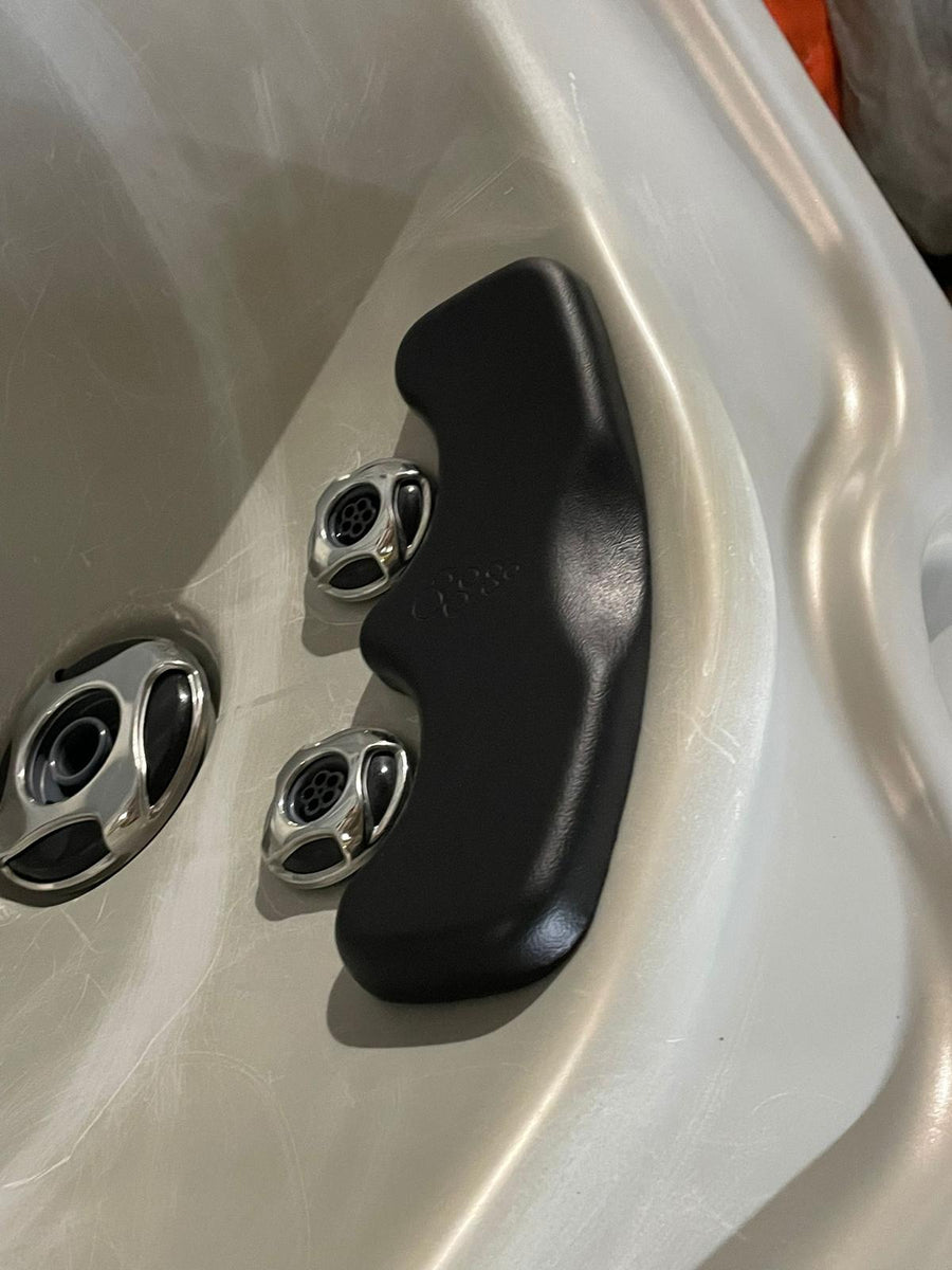 Viking Spa Royale Hot Tub