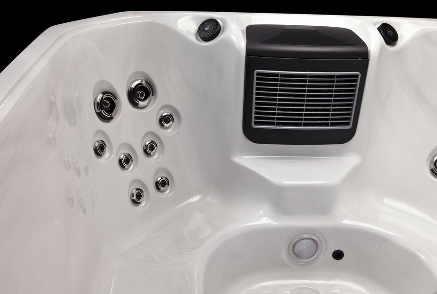 Outdoor Living Mykonos - 4 Person Hot Tub