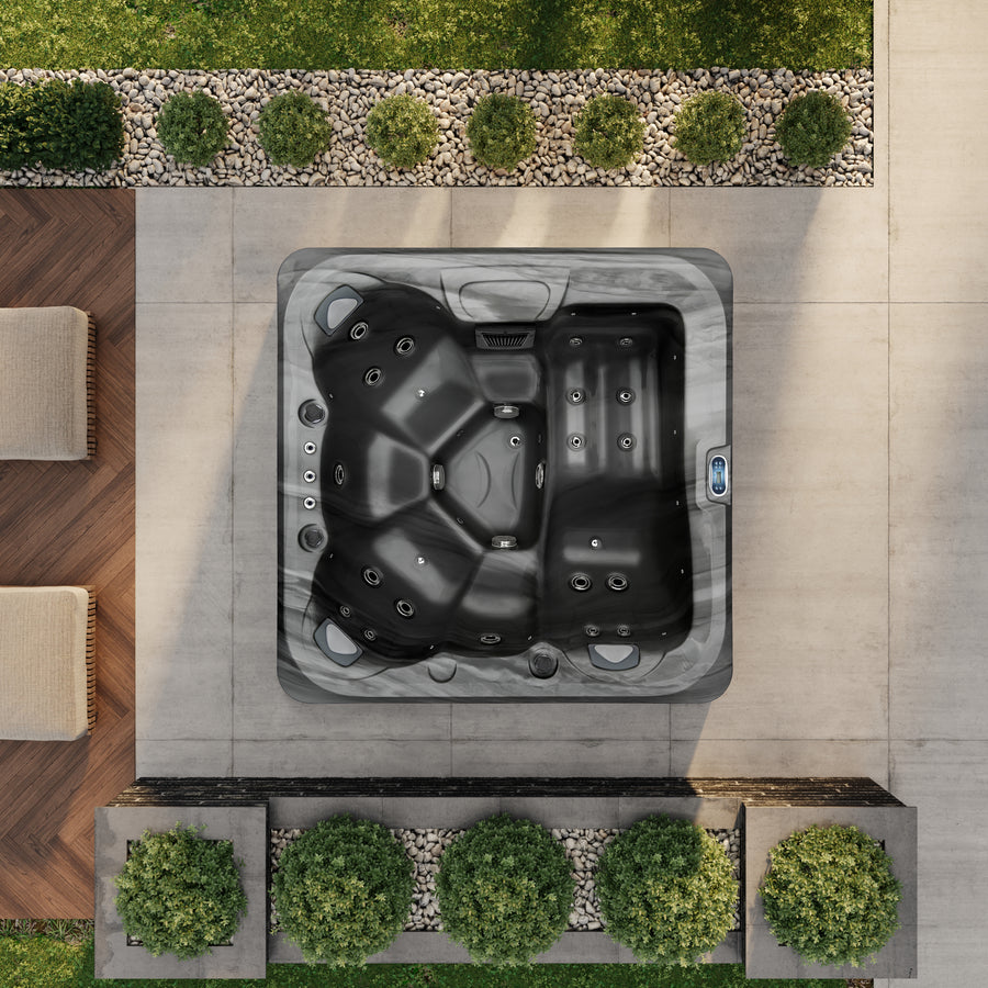 Outdoor Living Lagoon