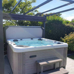 Outdoor Trident Lite - 5 Person Hot Tub with 2 Loungers