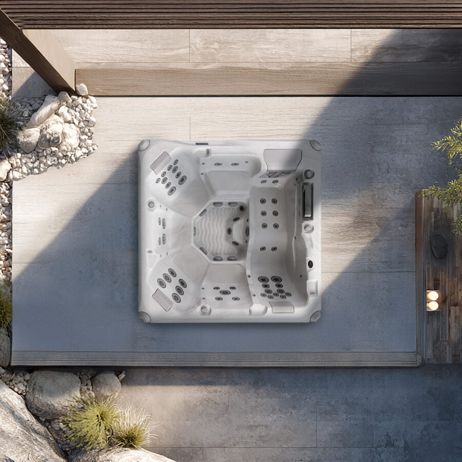Aquasolus The Serenity Hot Tub