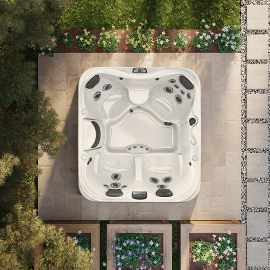 Jacuzzi® J325IP™ Hot Tub