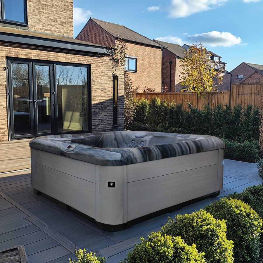 Aquasolus The Cypress Hot Tub