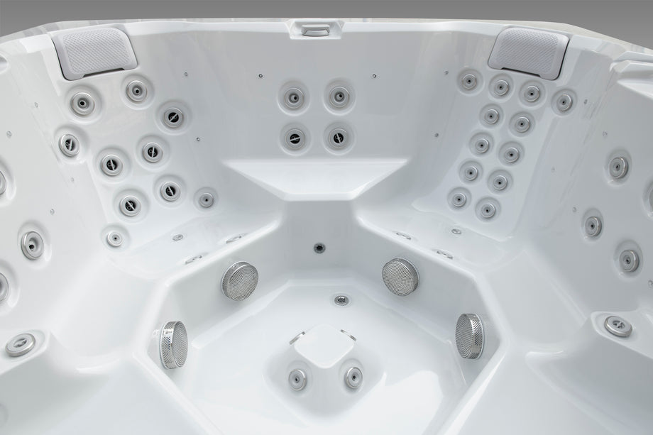Edge Knightsbridge Hot Tub — hydrotherapy jets and seating detail