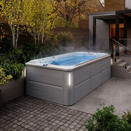 Jacuzzi® PowerPro™ J-14™ Swim Spa