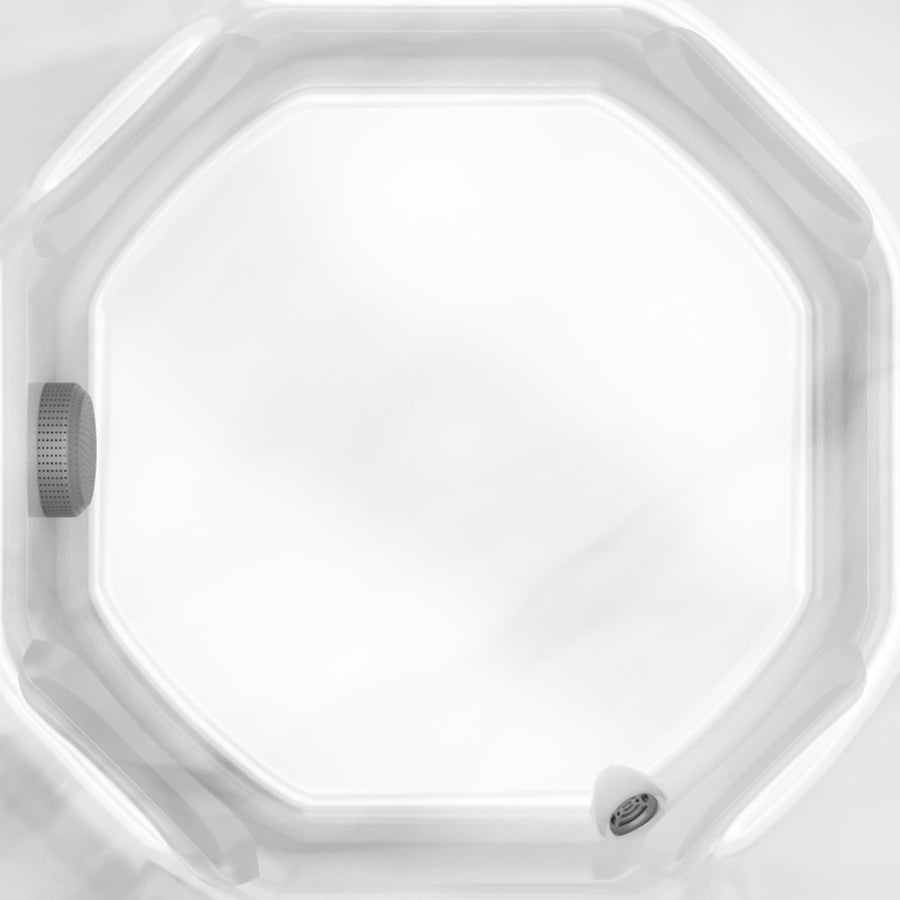 Close-up of the Jacuzzi J-225 central footwell