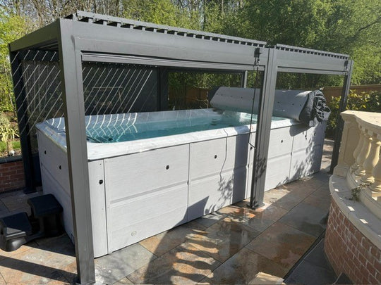 Heavy-Duty Aluminium Pergola with Louvred Roof - 6x3m