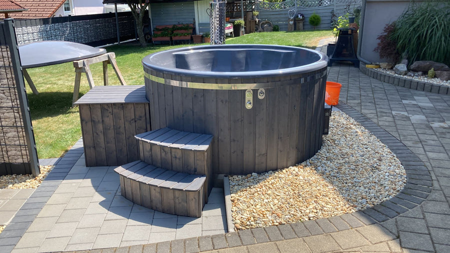 Outdoor Elite - 4 to 6 Person Wood Fired Hot Tub