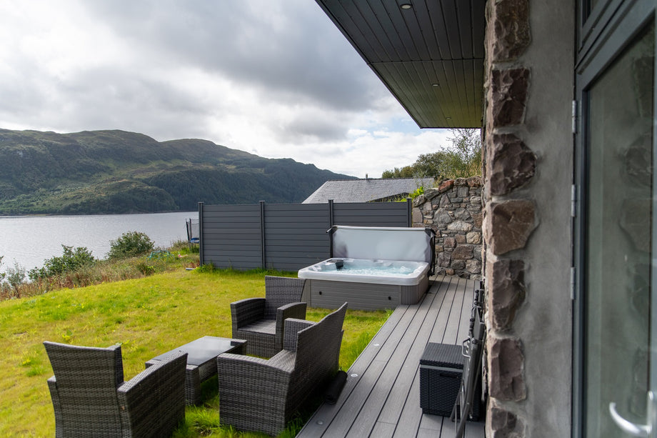 Holiday Let 5 Hot Tub