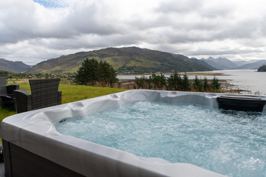 Holiday Let 5 Hot Tub