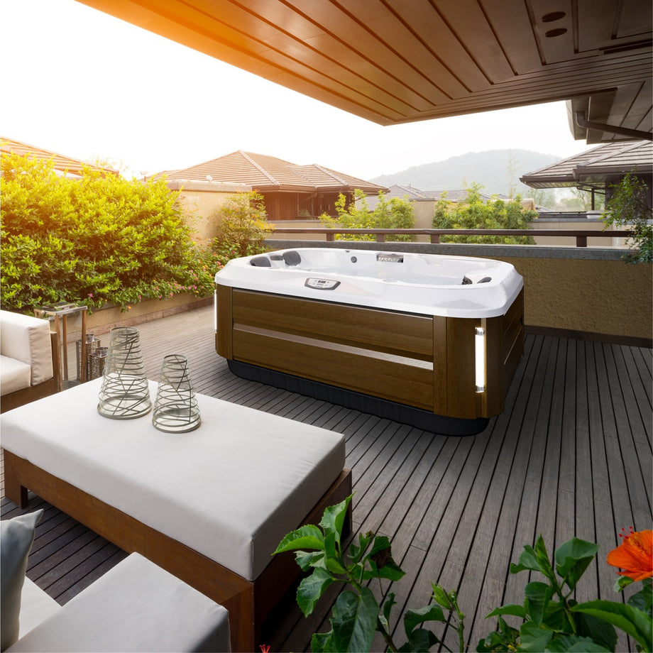 Jacuzzi® J315IP™