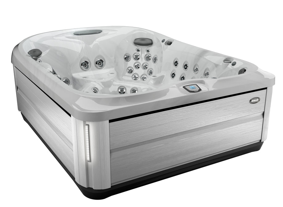 Jacuzzi® J495IP™
