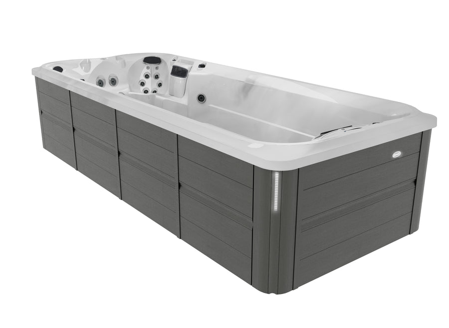 Jacuzzi® PowerActive™ J-19™ - 19ft Swim Spa