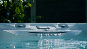 Jacuzzi® PowerPro™ J-19™ - 19ft Swim Spa