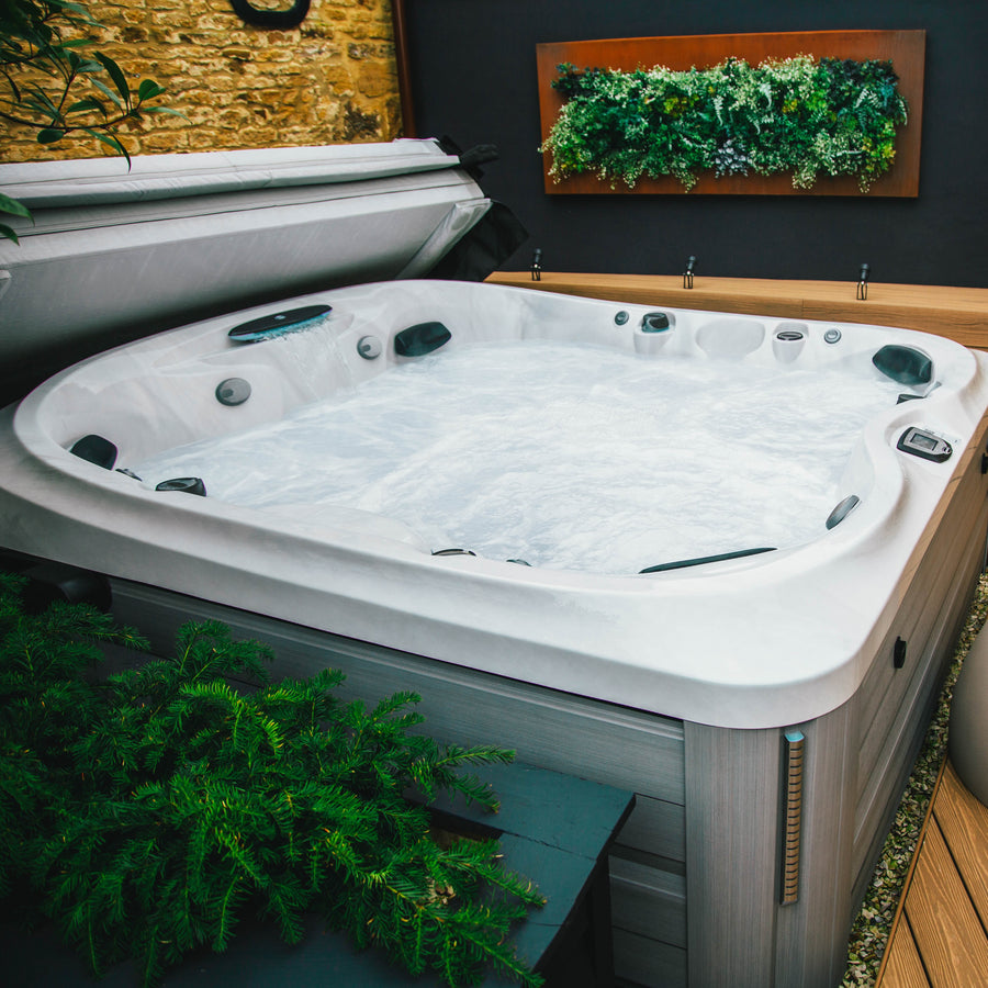 Jacuzzi® J475IP™