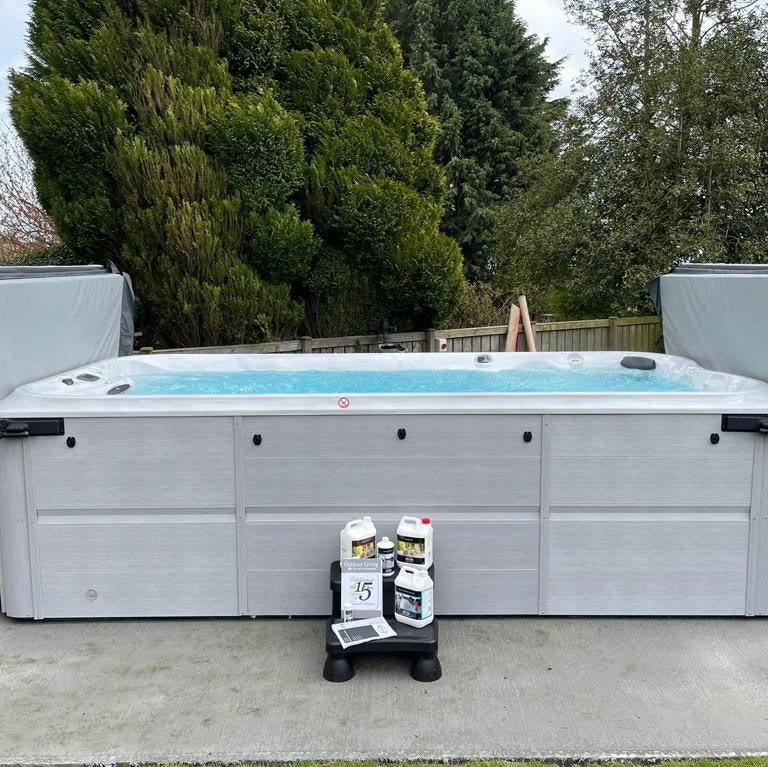 Jacuzzi® Powerpro™ J16™ Swim Spa Outdoor Living