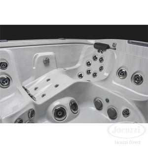 Jacuzzi Hot Tub J575IP lounge seat