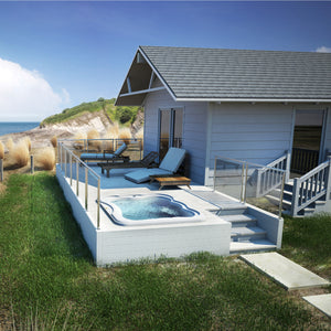 Jacuzzi® Lodge™M